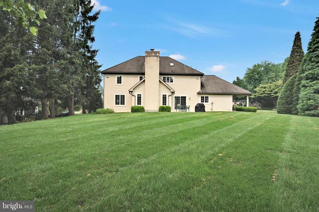 1318 BEACONFIELD LN, Lancaster, PA 17601