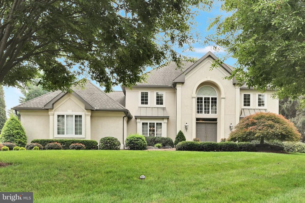 1318 BEACONFIELD LN, Lancaster, PA 17601