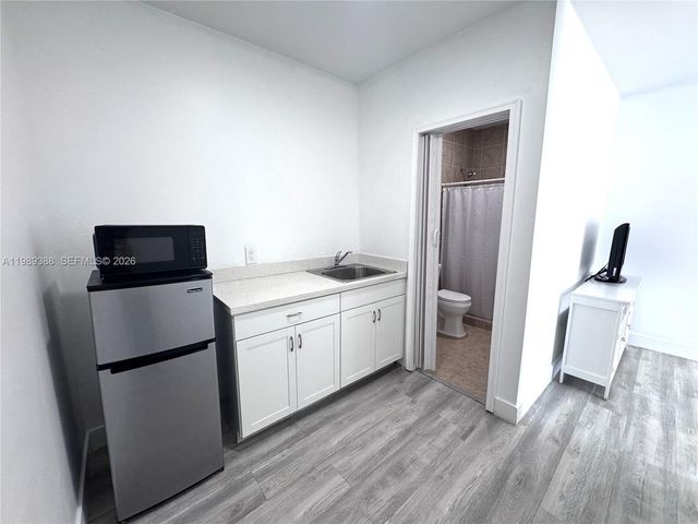 16201 SW 144th Ct A, Miami, FL 33177