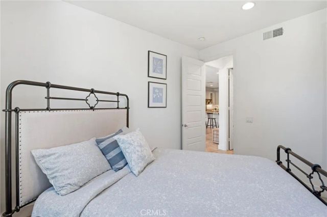 10 Willow, Lake Forest, CA 92630