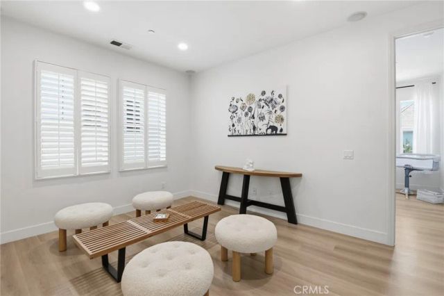 10 Willow, Lake Forest, CA 92630