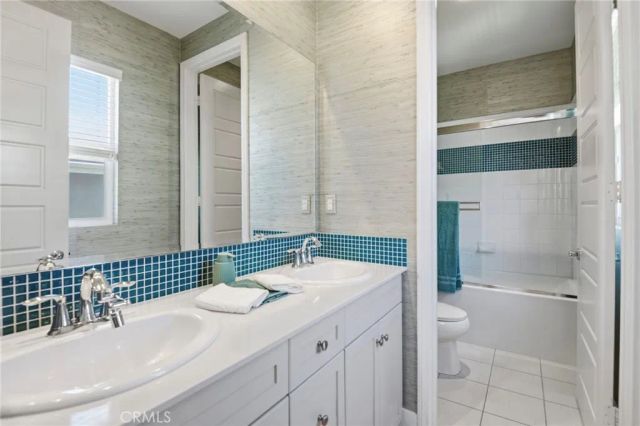10 Willow, Lake Forest, CA 92630