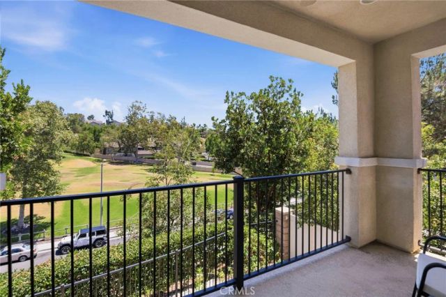 10 Willow, Lake Forest, CA 92630