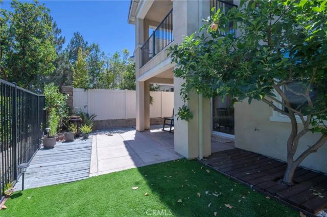 10 Willow, Lake Forest, CA 92630