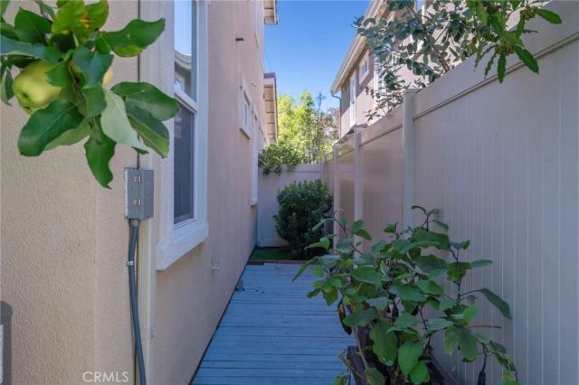 10 Willow, Lake Forest, CA 92630