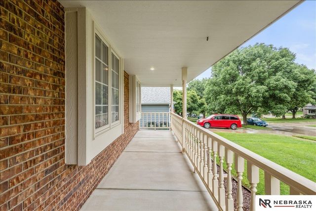 7635 Red Oak Road, Lincoln, NE 68516