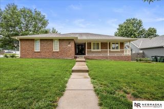 7635 Red Oak Road, Lincoln, NE 68516