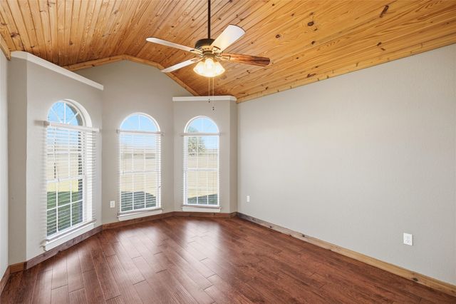 155 Rabajo Road, China Spring, TX 76633