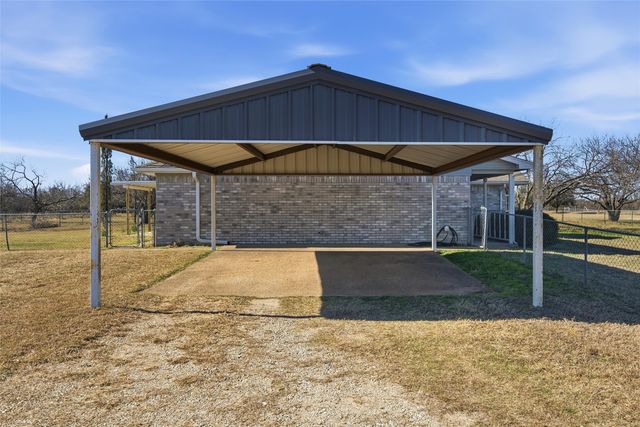 155 Rabajo Road, China Spring, TX 76633