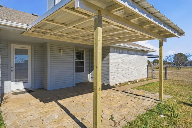 155 Rabajo Road, China Spring, TX 76633