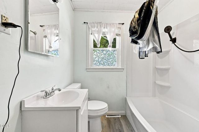 1208 Wallace Street, Burlington, NC 27217