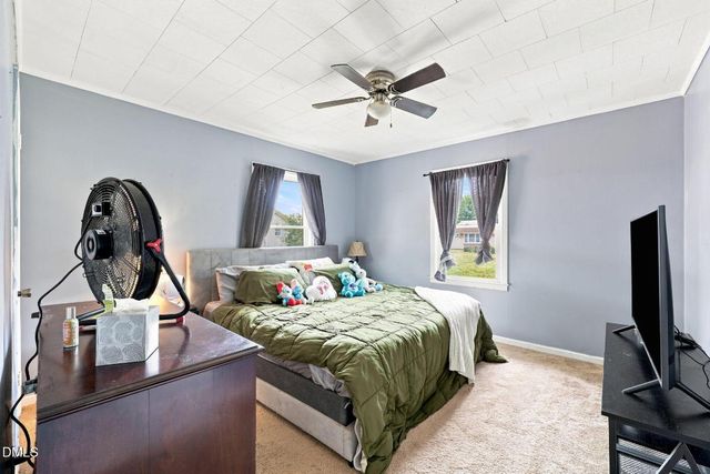 1208 Wallace Street, Burlington, NC 27217