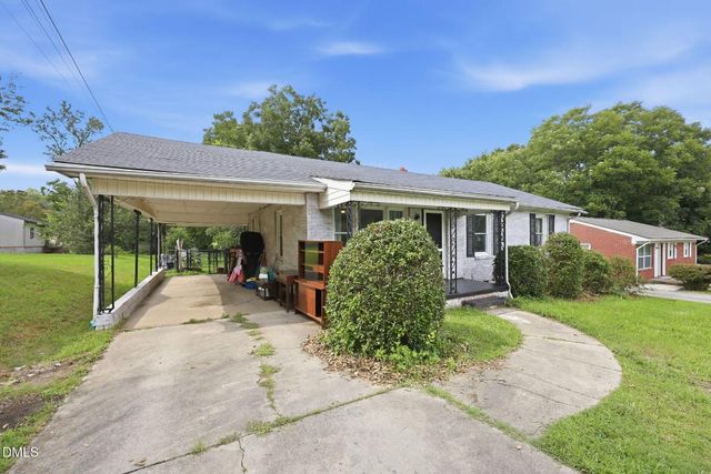 1208 Wallace Street, Burlington, NC 27217