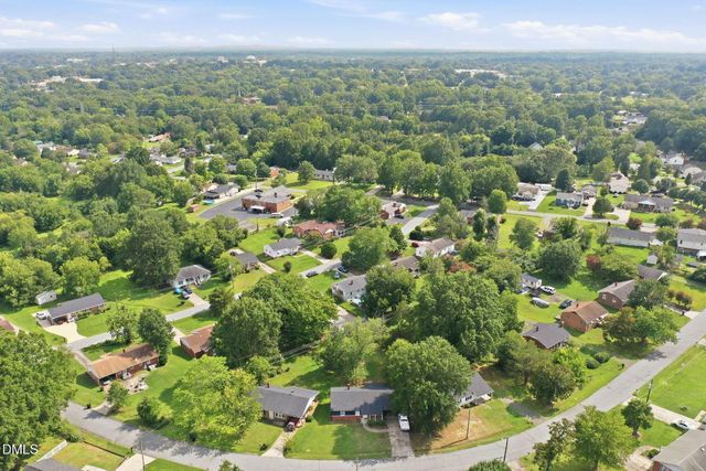 1208 Wallace Street, Burlington, NC 27217