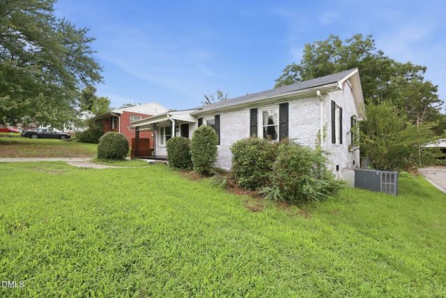 1208 Wallace Street, Burlington, NC 27217