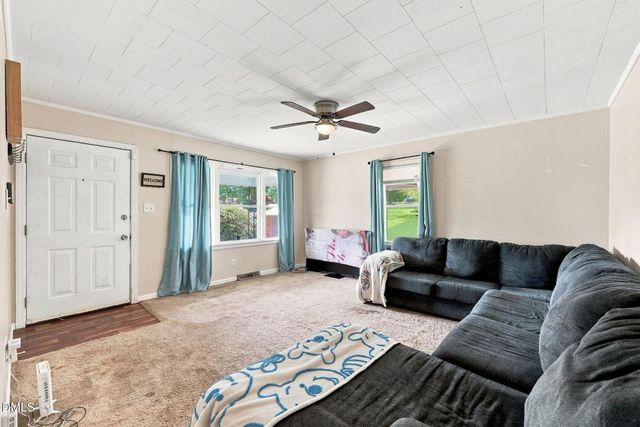 1208 Wallace Street, Burlington, NC 27217