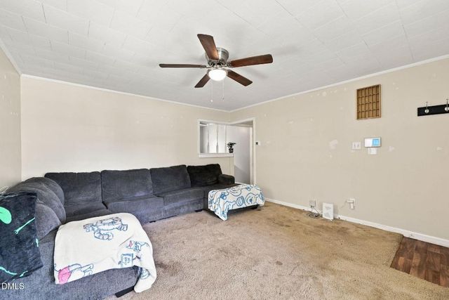 1208 Wallace Street, Burlington, NC 27217