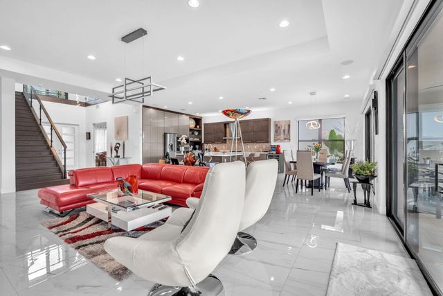 8586 Dream Falls Street, Boca Raton, FL 33496