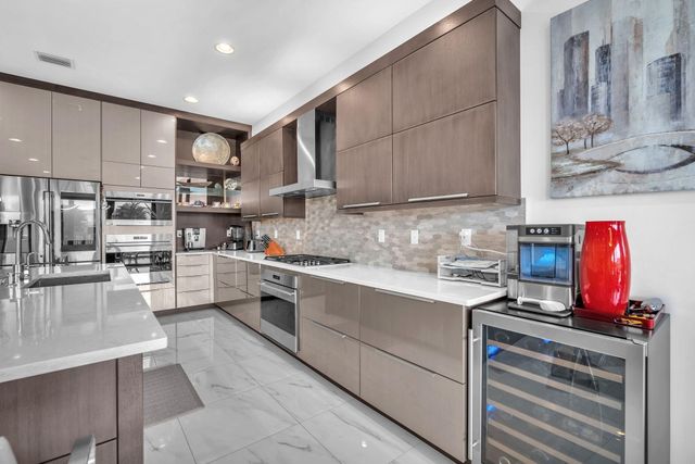 8586 Dream Falls Street, Boca Raton, FL 33496