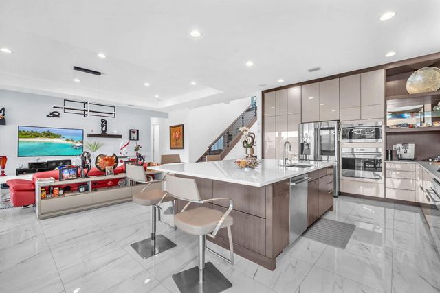 8586 Dream Falls Street, Boca Raton, FL 33496
