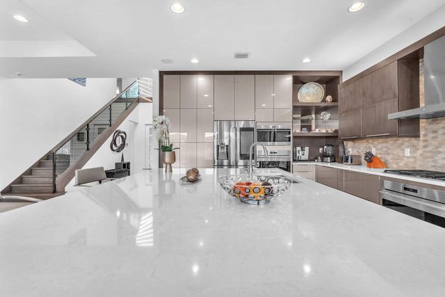 8586 Dream Falls Street, Boca Raton, FL 33496