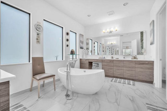 8586 Dream Falls Street, Boca Raton, FL 33496