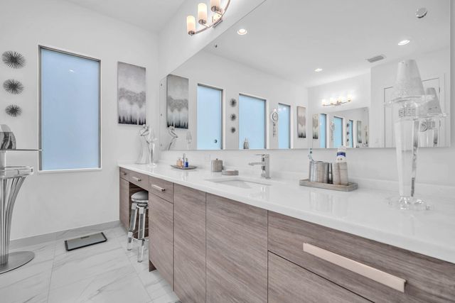 8586 Dream Falls Street, Boca Raton, FL 33496