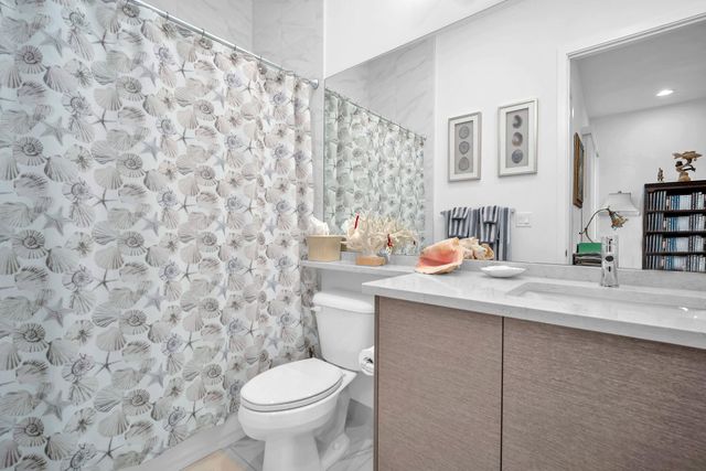 8586 Dream Falls Street, Boca Raton, FL 33496