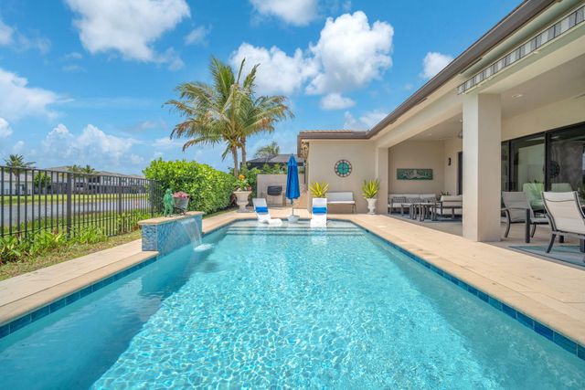 8586 Dream Falls Street, Boca Raton, FL 33496