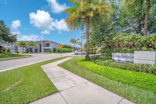 8586 Dream Falls Street, Boca Raton, FL 33496
