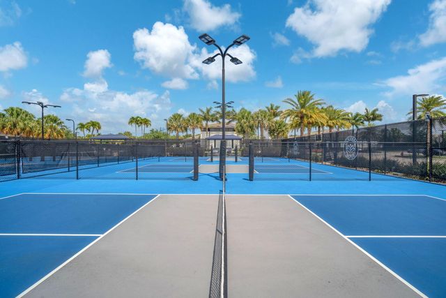 8586 Dream Falls Street, Boca Raton, FL 33496