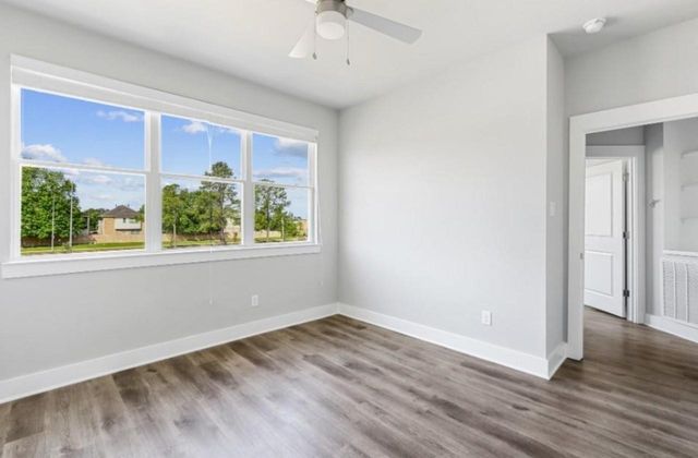 13588 Ella Boulevard 201, Houston, TX 77067