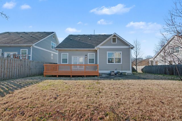 912 Pierce Rd, Madison, TN 37115