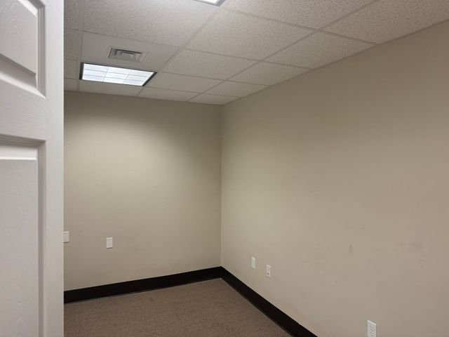 382 Lowell St 103A, Wakefield, MA 01880