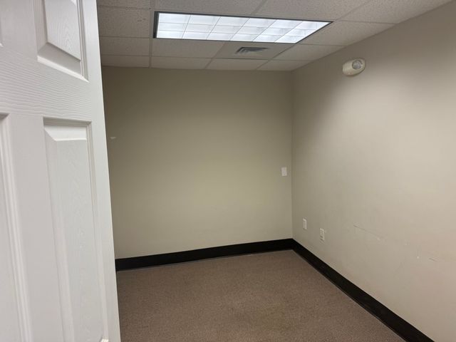 382 Lowell St 103A, Wakefield, MA 01880