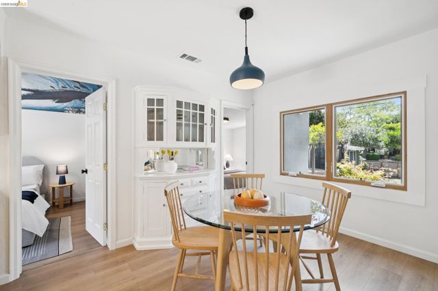 4828 Webster St, Oakland, CA 94609