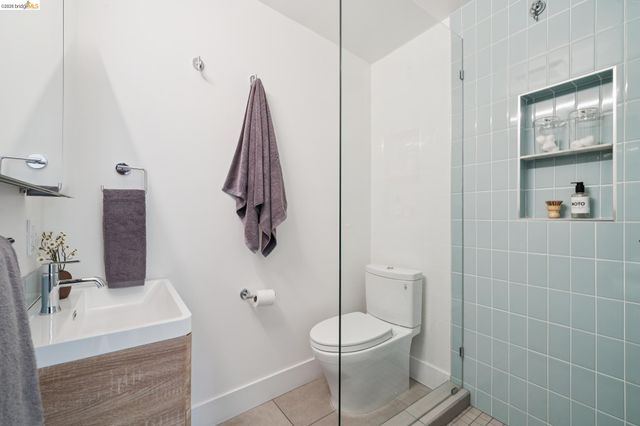 4828 Webster St, Oakland, CA 94609