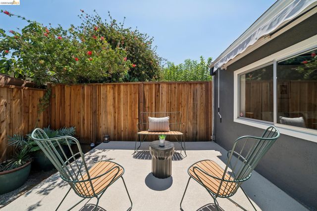 4828 Webster St, Oakland, CA 94609