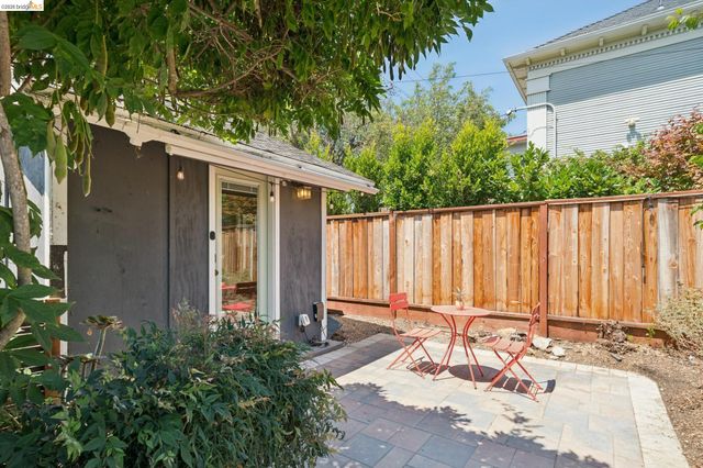 4828 Webster St, Oakland, CA 94609