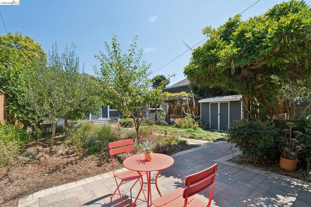 4828 Webster St, Oakland, CA 94609