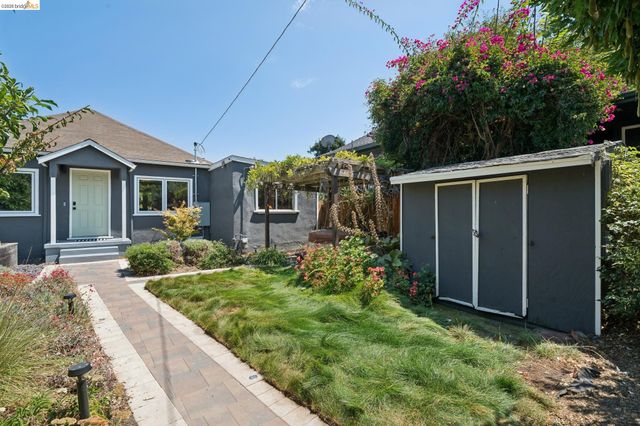 4828 Webster St, Oakland, CA 94609