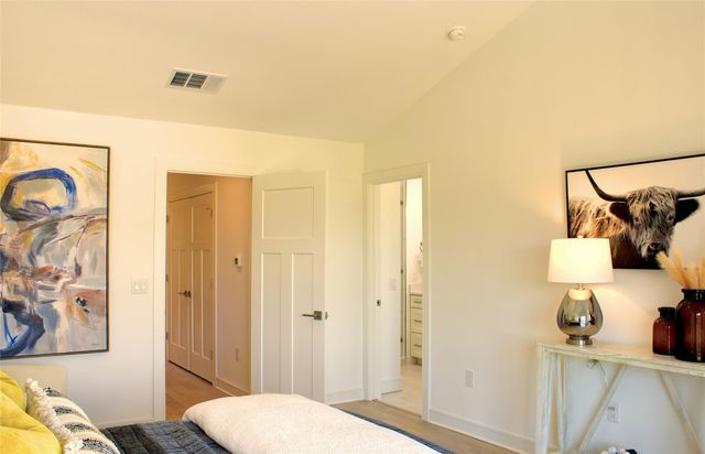 301, 302 & 304 Tesla CIR, Austin, TX 78681