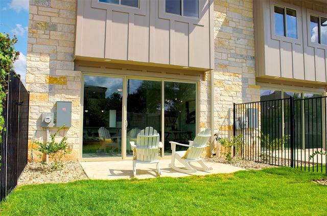 301, 302 & 304 Tesla CIR, Austin, TX 78681