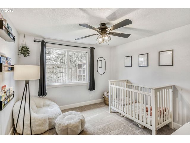 361 Sw 12TH Ave, Canby, OR 97013