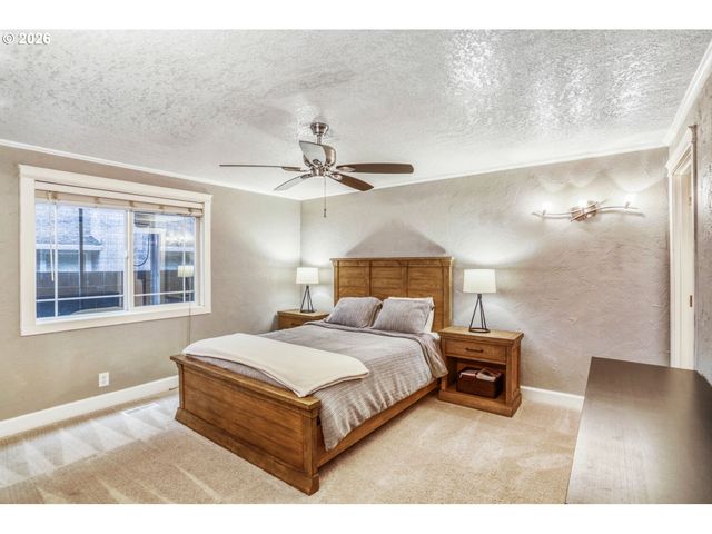 361 Sw 12TH Ave, Canby, OR 97013