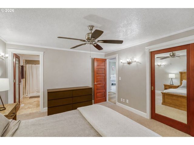 361 Sw 12TH Ave, Canby, OR 97013