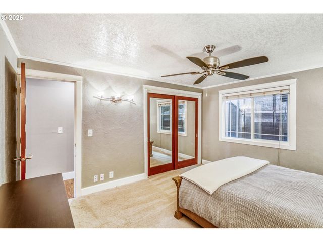 361 Sw 12TH Ave, Canby, OR 97013