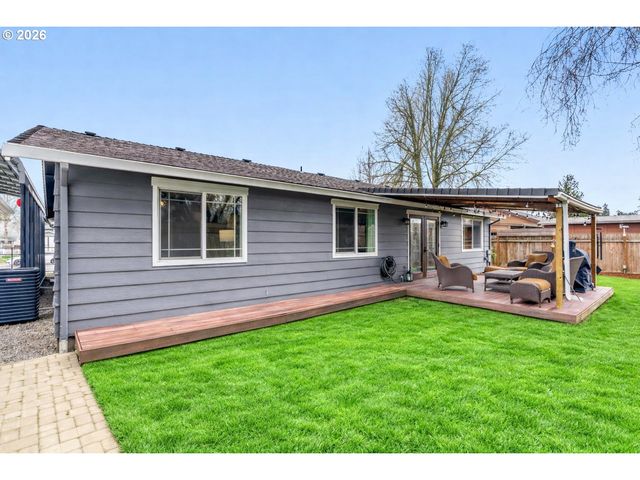 361 Sw 12TH Ave, Canby, OR 97013