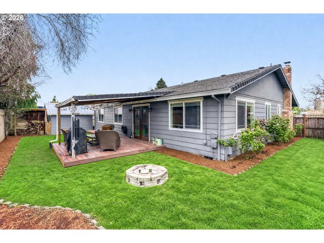 361 Sw 12TH Ave, Canby, OR 97013