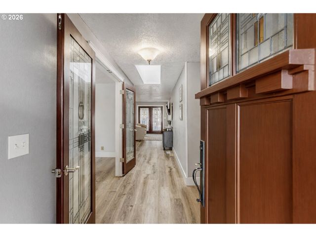 361 Sw 12TH Ave, Canby, OR 97013